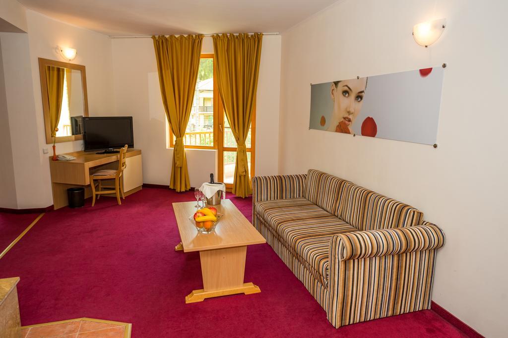 Diva Hotel & Thermal Pool Chiflik Esterno foto